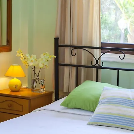 You And Your Family Will Love This Close To The Beautiful Town Of Protaras, 1479 Villa *