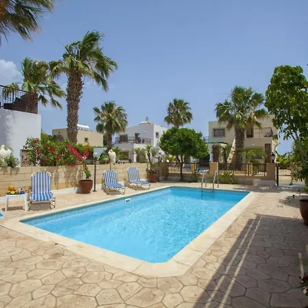 فيلة You And Your Family Will Love This Close To The Beautiful Town Of Protaras, 1479 *